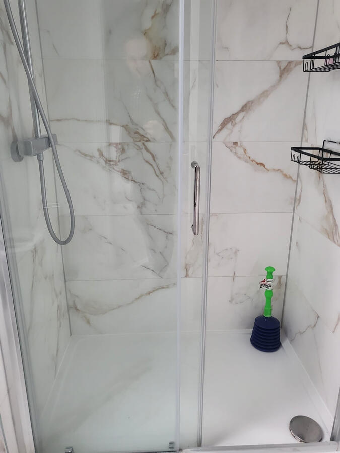 End of tenancy bathroom clean - Broxbourne End of tenancy bathroom clean - Broxbourne